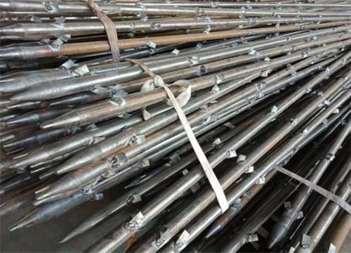 八步管棚钢花管加工